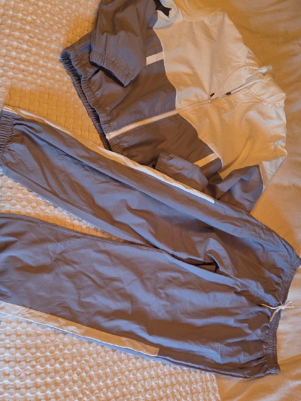 Gray & White Athletic Jogger And Jacket Set - Xxl